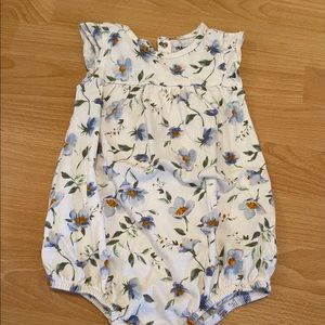 Old Navy 12-18M girls Floral One-Piece
